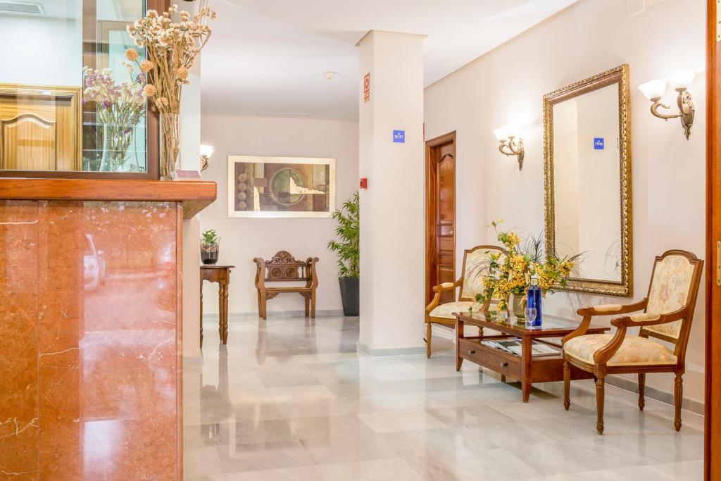 Hotel Gran Avenida Coria del Río Exteriér fotografie